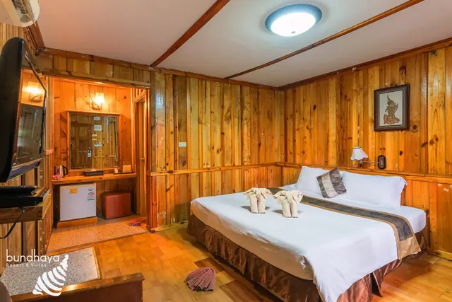 ห้องพัก Deluxe Bungalow Bundhaya Resort