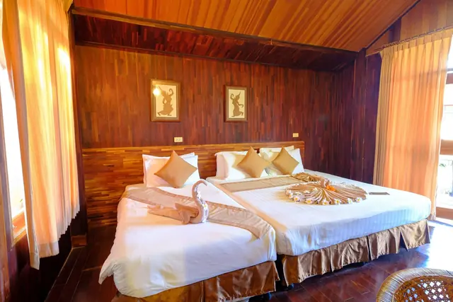 ห้องพัก Garden Triple Bungalow Bundhaya Resort