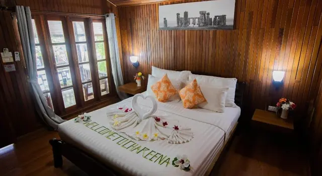 ห้องพัก Beach Front Bungalow Chareena Beachside