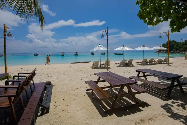 ภาพบรรยากาศโรงแรม Chareena Beachside 1