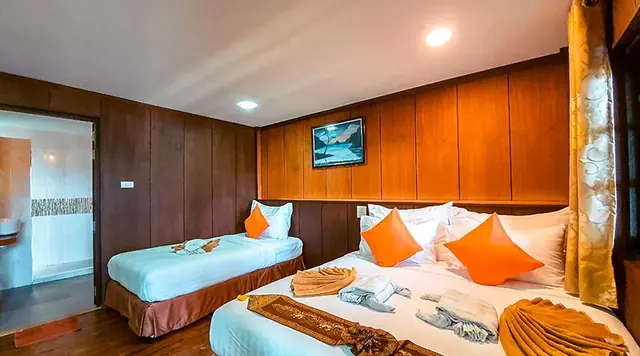 ห้องพัก Superior Family 3 Chareena Hill