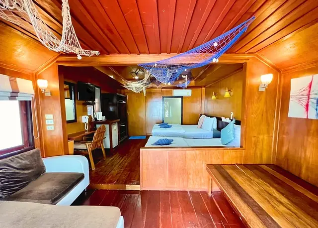 ห้องพัก Family Beachfront Lipe Power Beach Resort