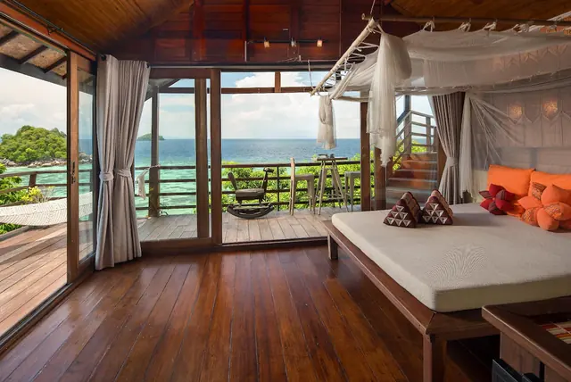 ห้องพัก Grand Deluxe Pool Villa Serendipity Beach Resort